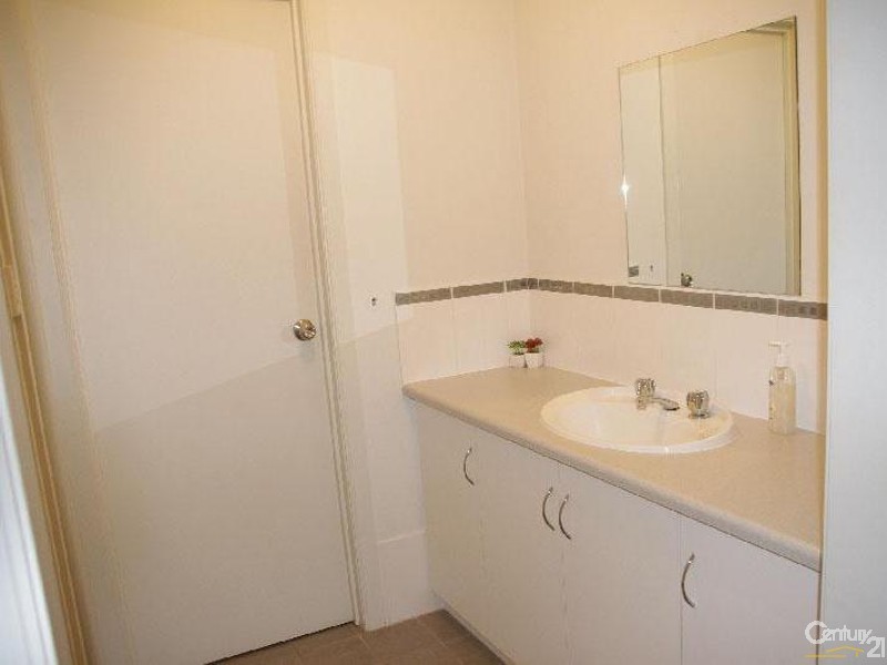 10 Andrew Street, Moonta Bay SA 5558