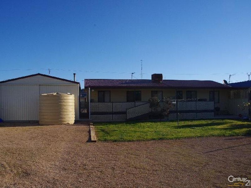 10 Andrew Street, Moonta Bay SA 5558