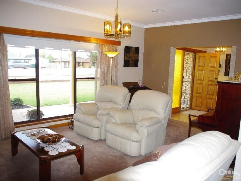 41 Bay Road, Moonta Bay SA 5558