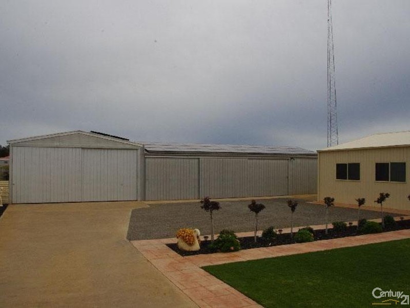 41 Bay Road, Moonta Bay SA 5558