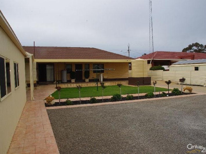 41 Bay Road, Moonta Bay SA 5558