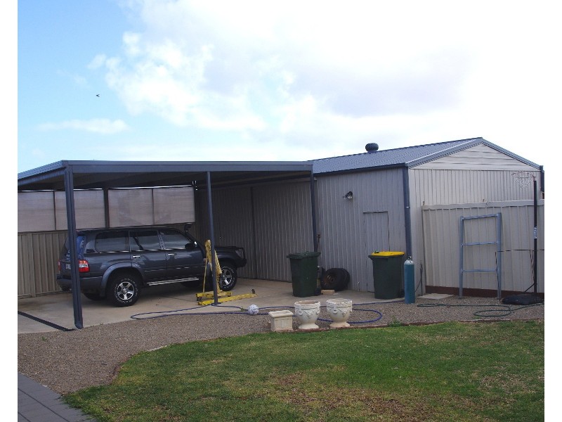 5 Loller Street, Moonta Bay SA 5558