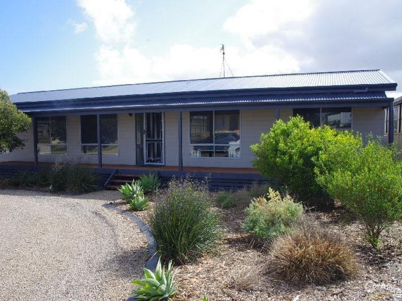 5 Loller Street, Moonta Bay SA 5558