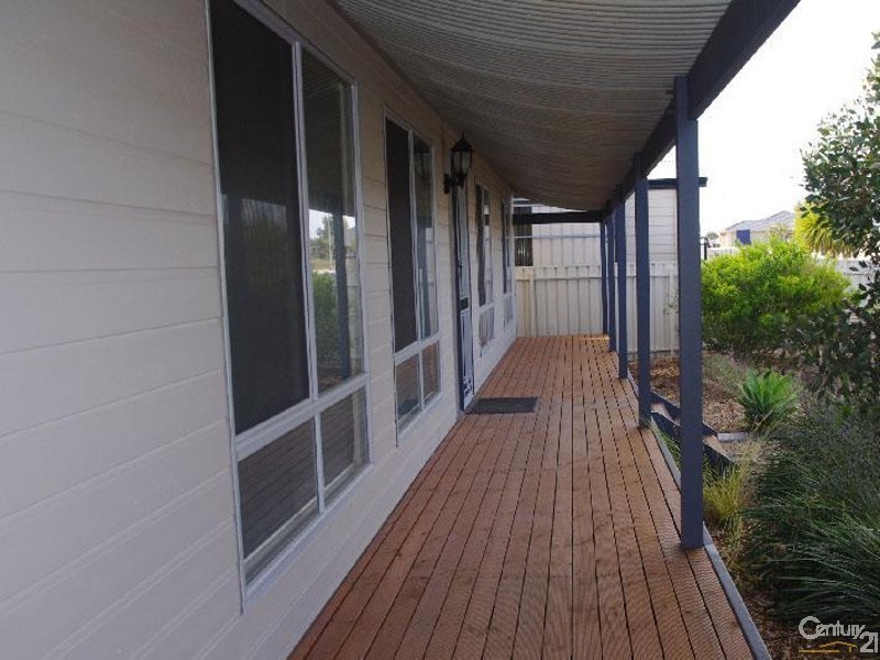 5 Loller Street, Moonta Bay SA 5558