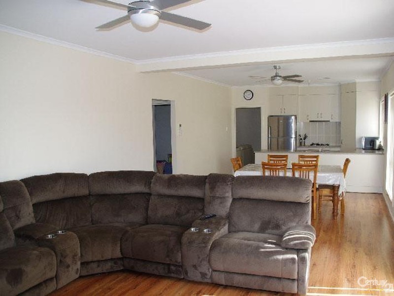 34 Bray Street, Moonta Bay SA 5558