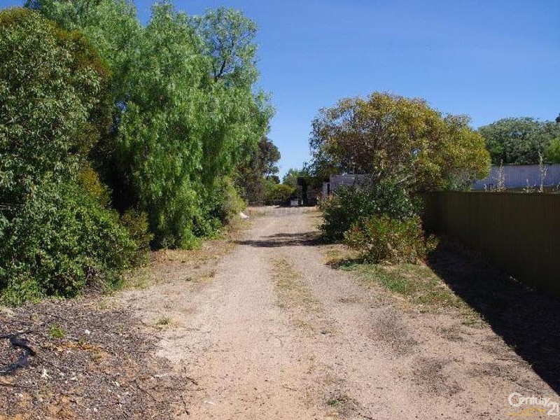 63 Bay Road, Moonta Bay SA 5558