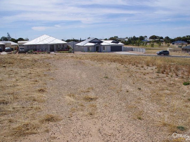 20 Sanders Street, Moonta Bay SA 5558