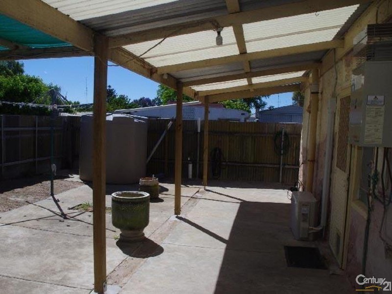 27 Robert Street, Moonta SA 5558