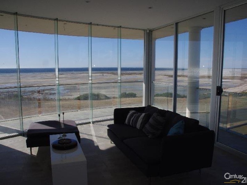 Unit 3 2 Marine Parade, Moonta Bay SA 5558