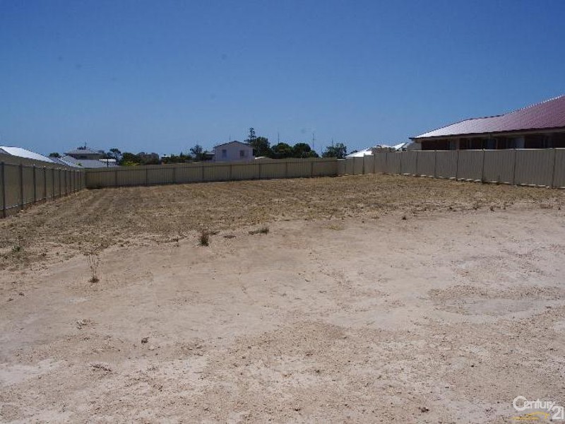 19 Sanders Street, Moonta Bay SA 5558