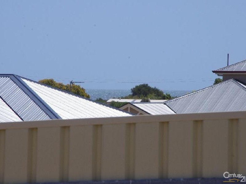 19 Sanders Street, Moonta Bay SA 5558