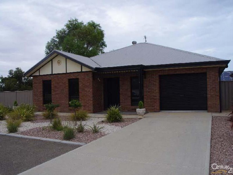 1/1 Shorter Street, Moonta Bay SA 5558