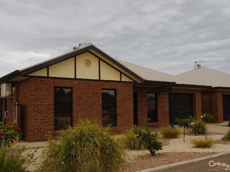 1/1 Shorter Street, Moonta Bay SA 5558