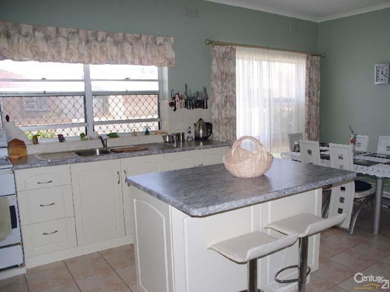 14  Gardiner Street, Moonta SA 5558