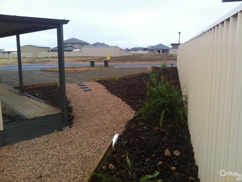 9 Freeman Court, Moonta Bay SA 5558