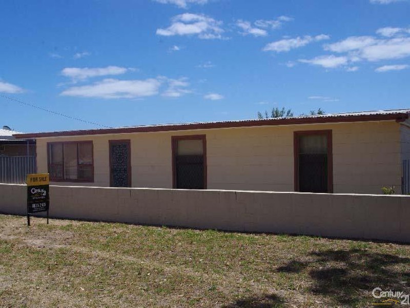 8 Kitto Road, Moonta Bay SA 5558