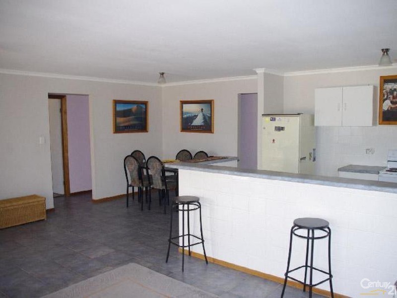 25 Ernest Terrace, Wallaroo SA 5556