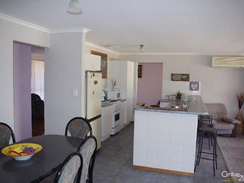 25 Ernest Terrace, Wallaroo SA 5556