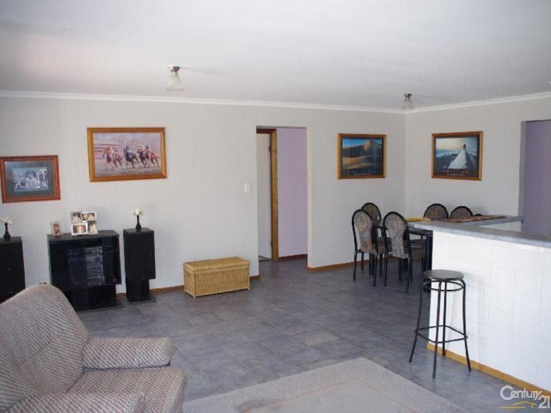 25 Ernest Terrace, Wallaroo SA 5556