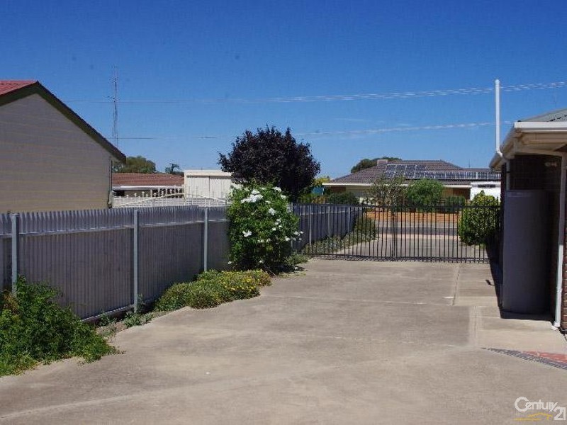 25 Ernest Terrace, Wallaroo SA 5556