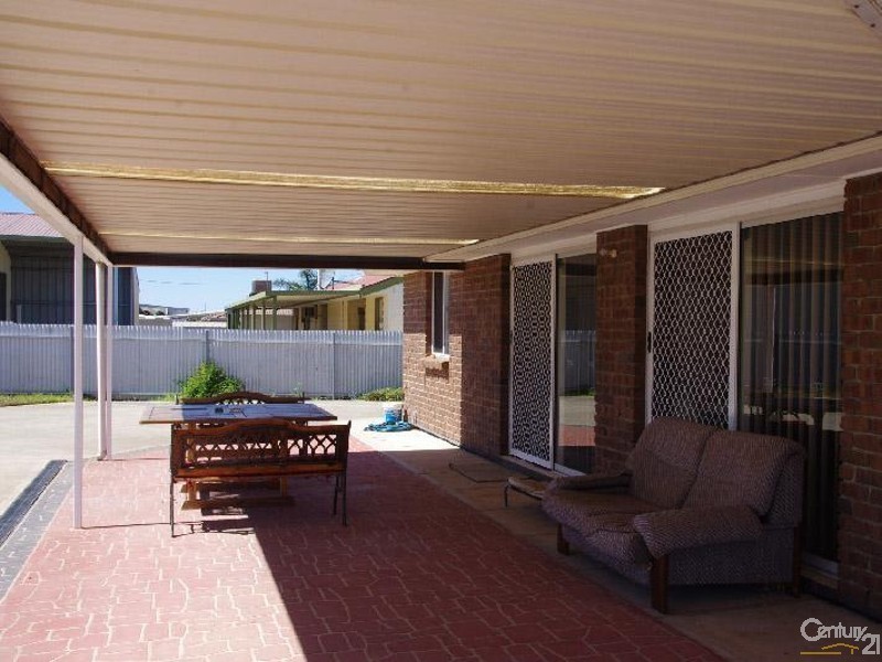 25 Ernest Terrace, Wallaroo SA 5556