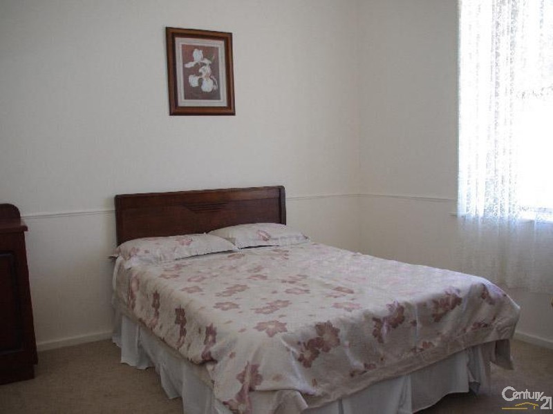 72 George Street, Moonta SA 5558