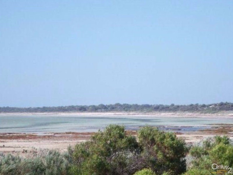 169 Coast Road, Moonta Bay SA 5558