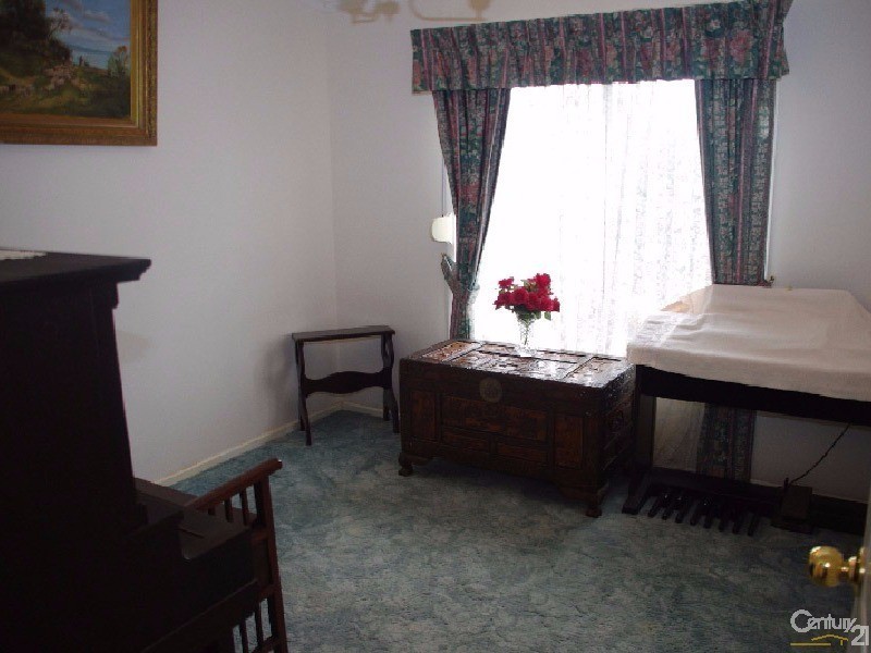 11 Gardiner Street, Moonta SA 5558