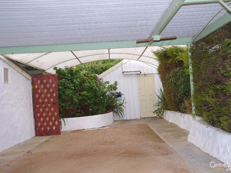 12 Henry Street, Moonta SA 5558