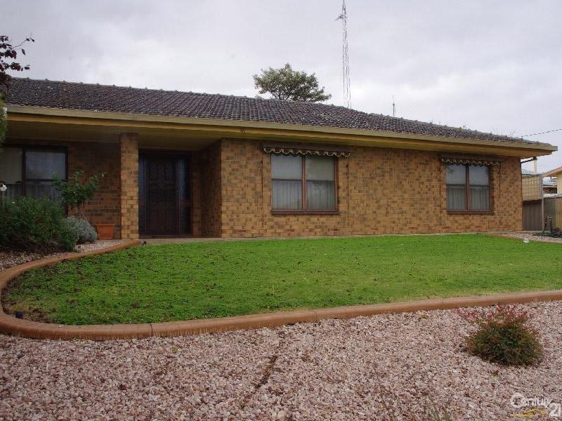 16 Symons Street, Moonta Bay SA 5558