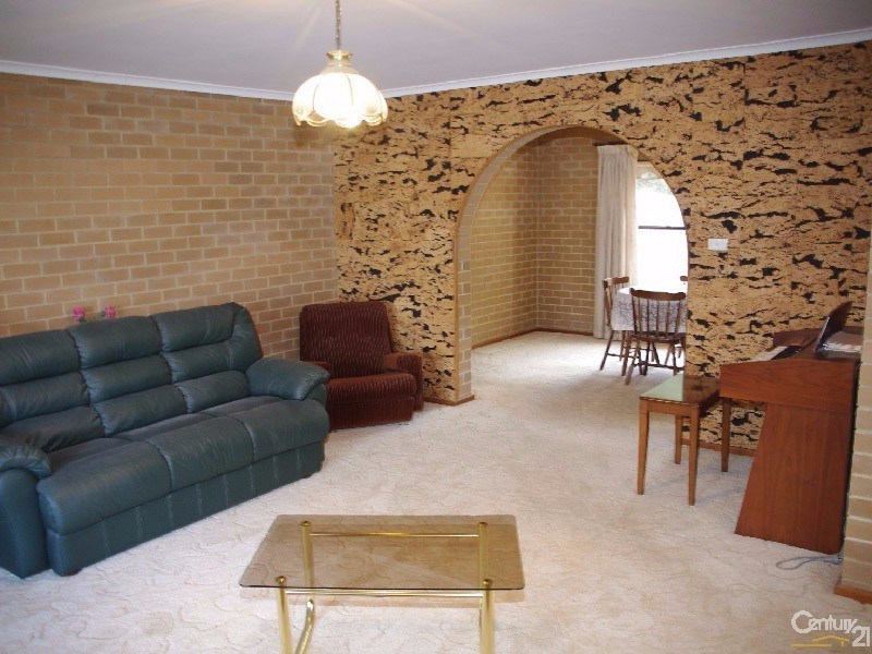 16 Symons Street, Moonta Bay SA 5558