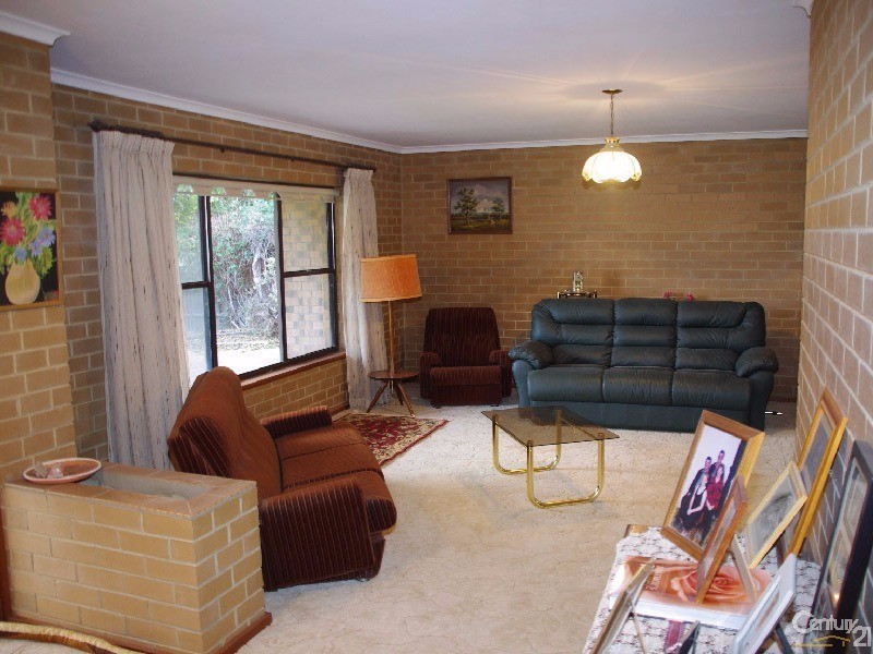 16 Symons Street, Moonta Bay SA 5558