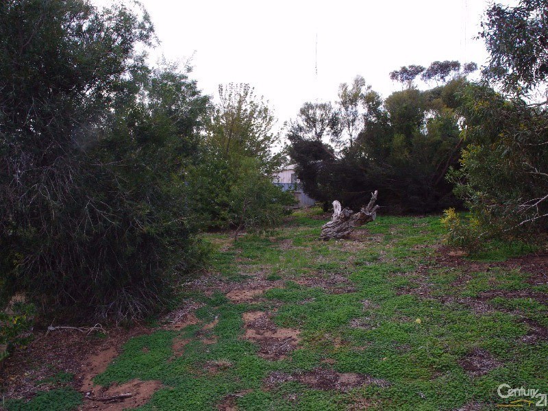 16 Symons Street, Moonta Bay SA 5558