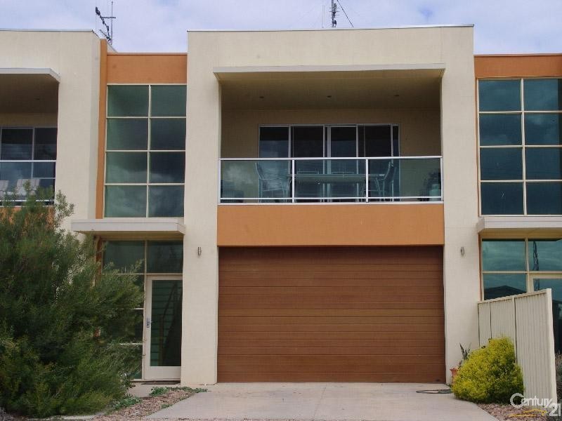 6a Hughes Avenue, Moonta Bay SA 5558