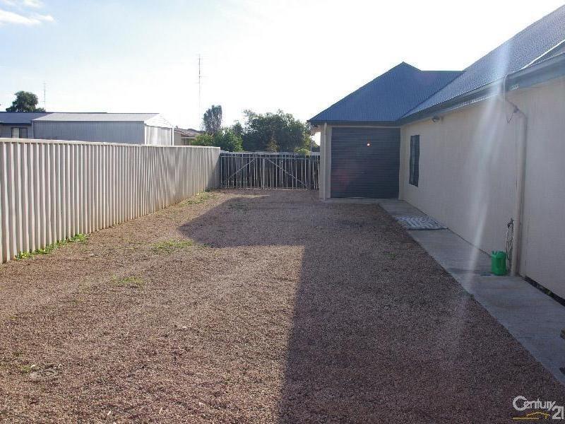 24 Westside Avenue, Moonta Bay SA 5558