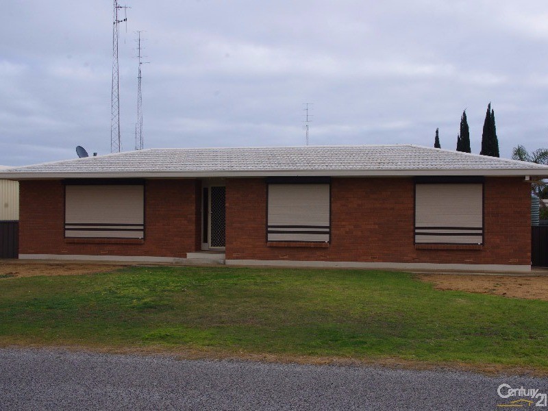 11 Stuckey Street, Moonta Bay SA 5558