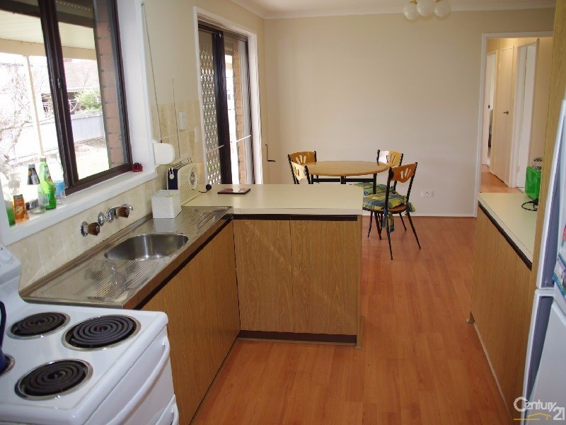 11 Stuckey Street, Moonta Bay SA 5558