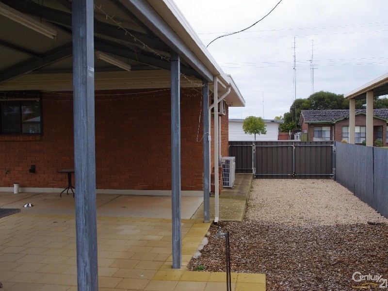 11 Stuckey Street, Moonta Bay SA 5558