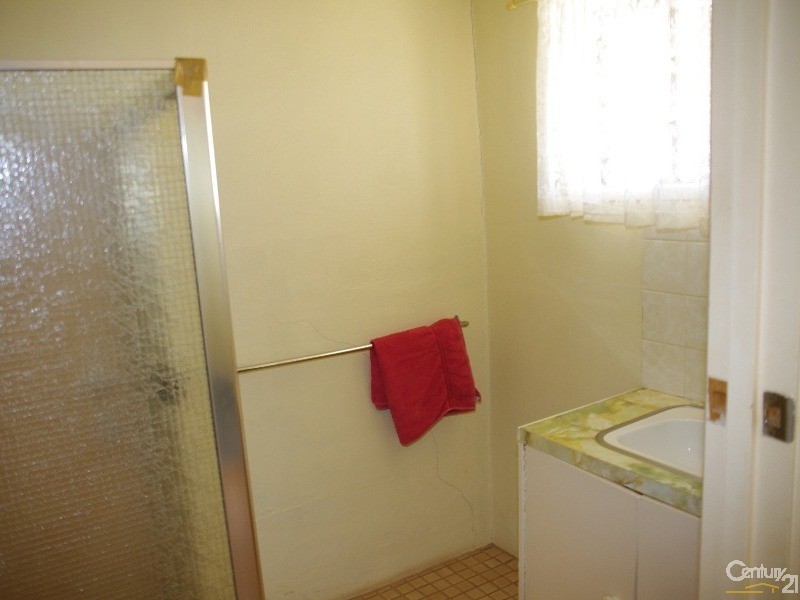 18 Milne Street, Moonta Mines SA 5558