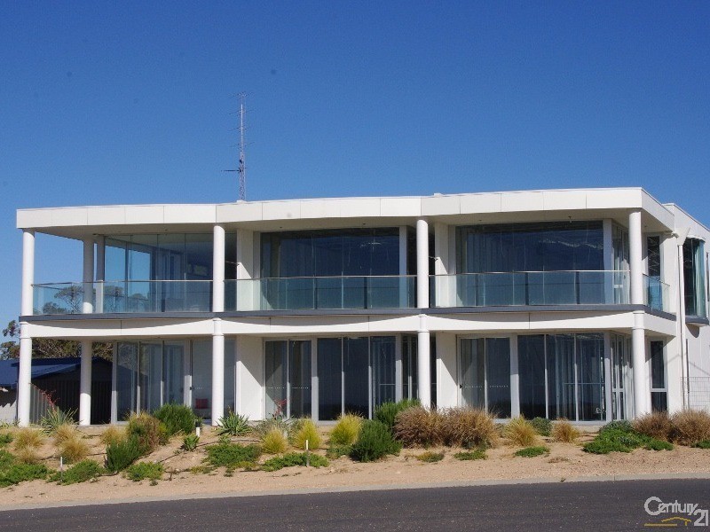 Unit 1 2 Marine Parade, Moonta Bay SA 5558