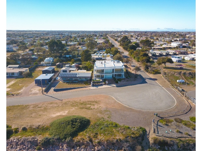 2A Marine Parade, Moonta Bay SA 5558