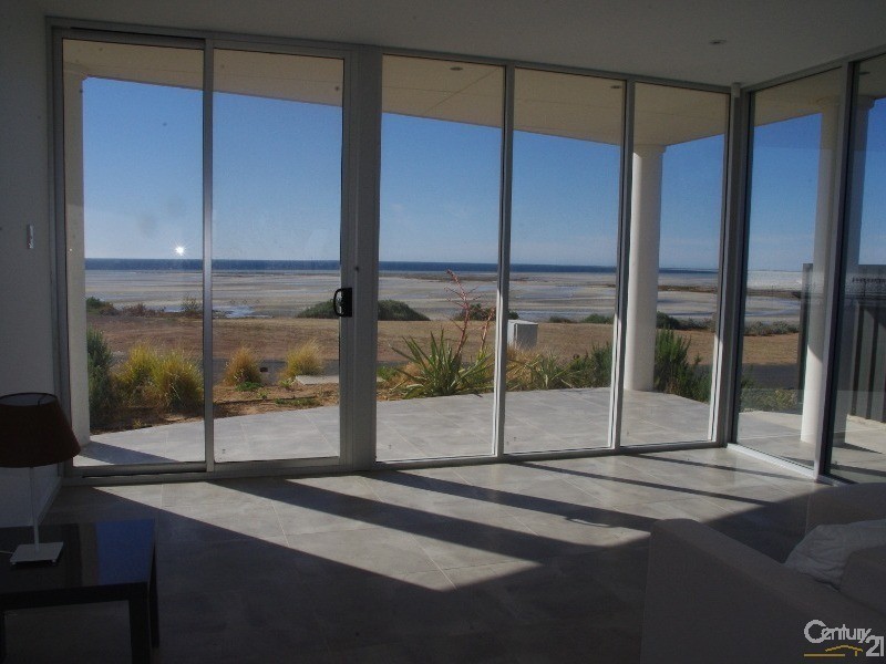 2A Marine Parade, Moonta Bay SA 5558