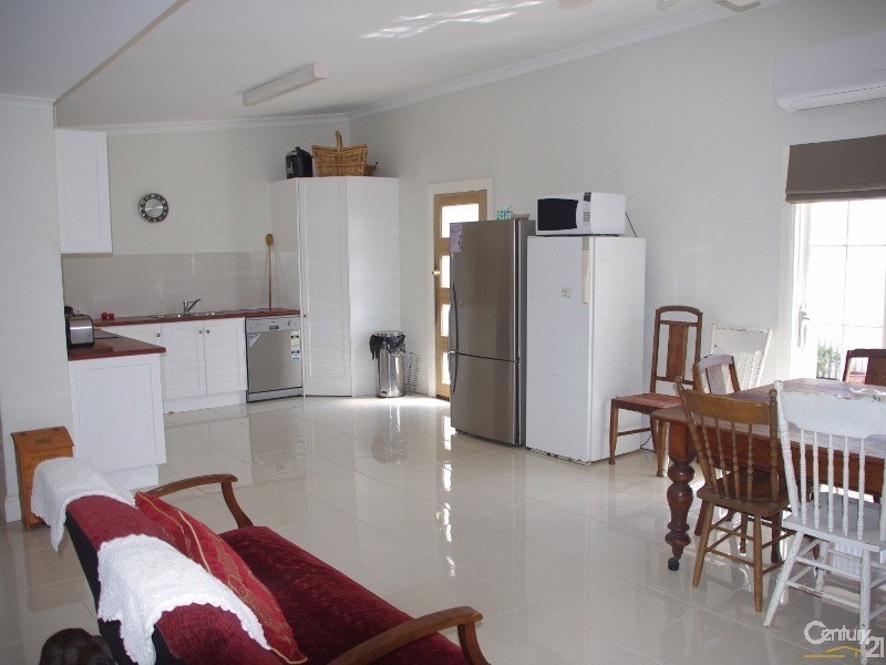 95 George Street, Moonta SA 5558