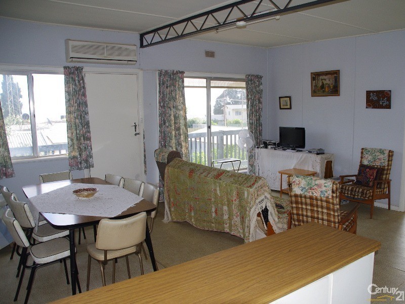 11 Cunliffe Street, Port Hughes SA 5558