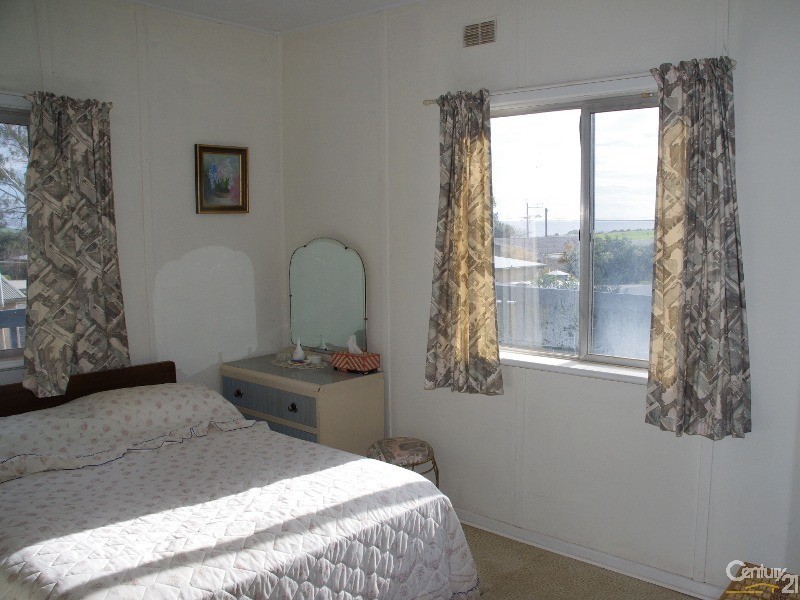 11 Cunliffe Street, Port Hughes SA 5558