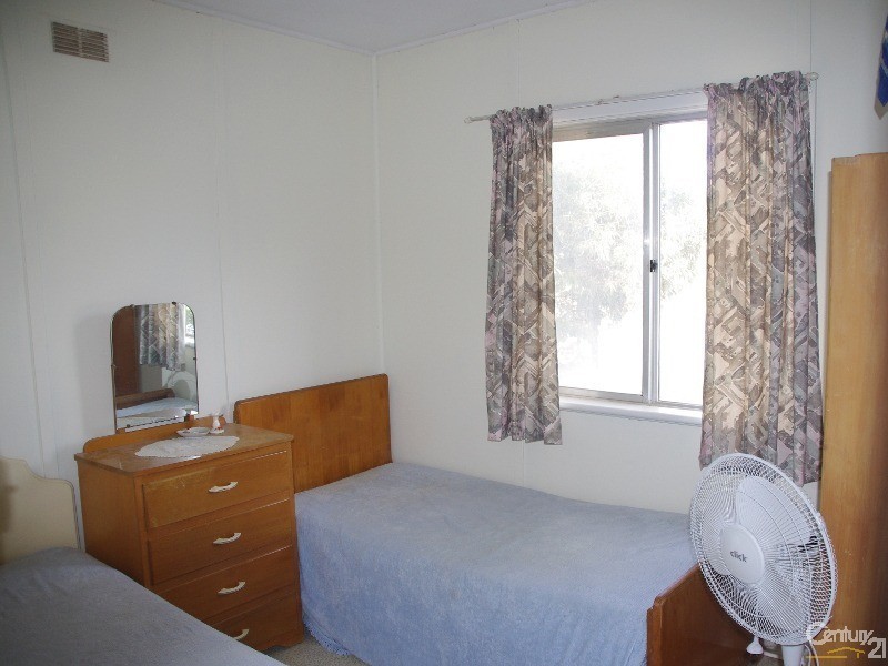 11 Cunliffe Street, Port Hughes SA 5558