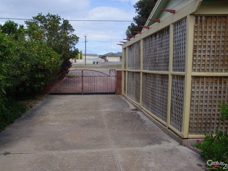 130 Bay Road, Moonta Bay SA 5558