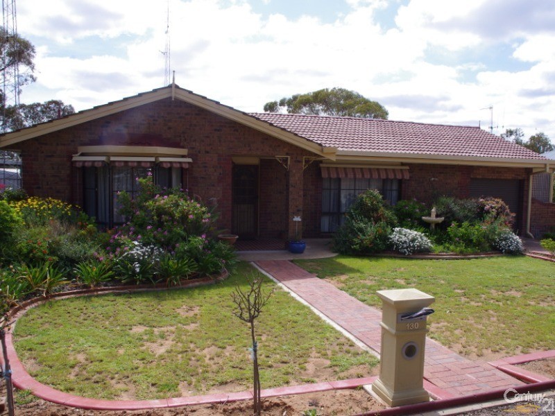 130 Bay Road, Moonta Bay SA 5558