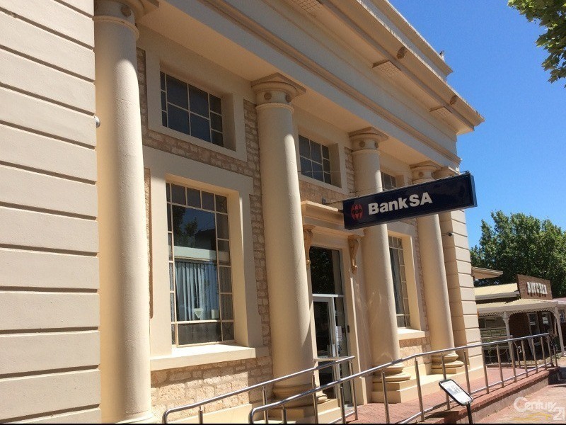 22 Robert Street, Maitland SA 5573