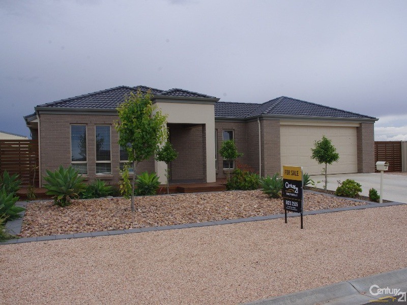 14 Keen Street, Moonta Bay SA 5558